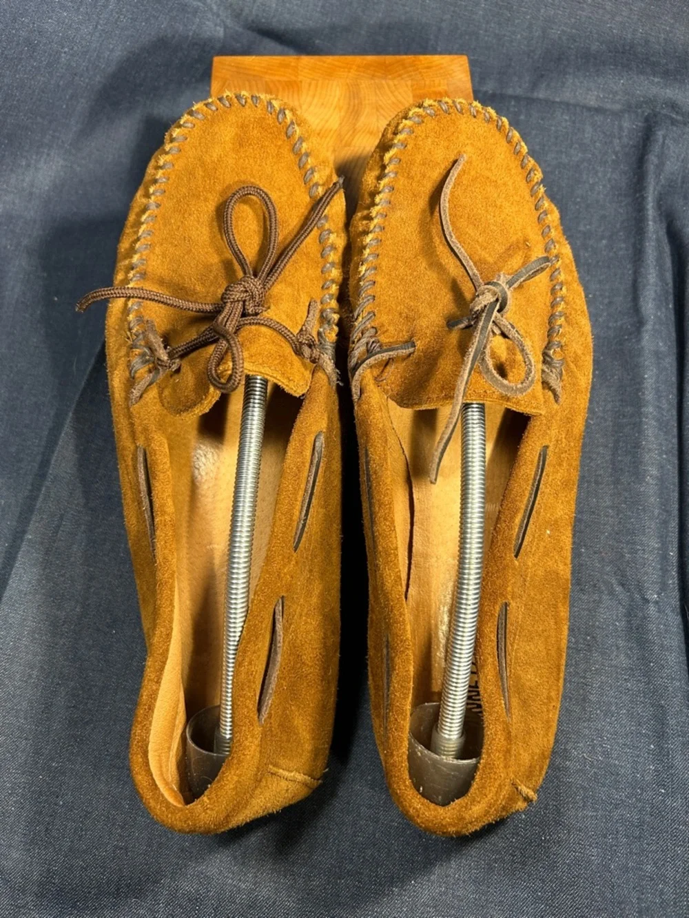 Minnetonka leather moccasins